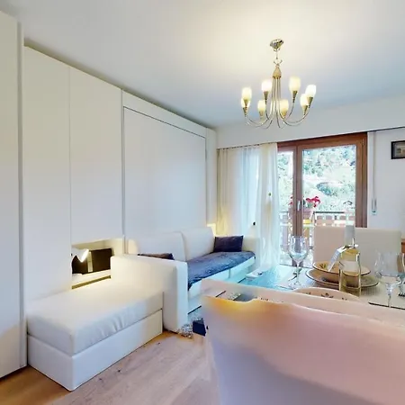 Apartment Studio Ideally Located In The Center Of *